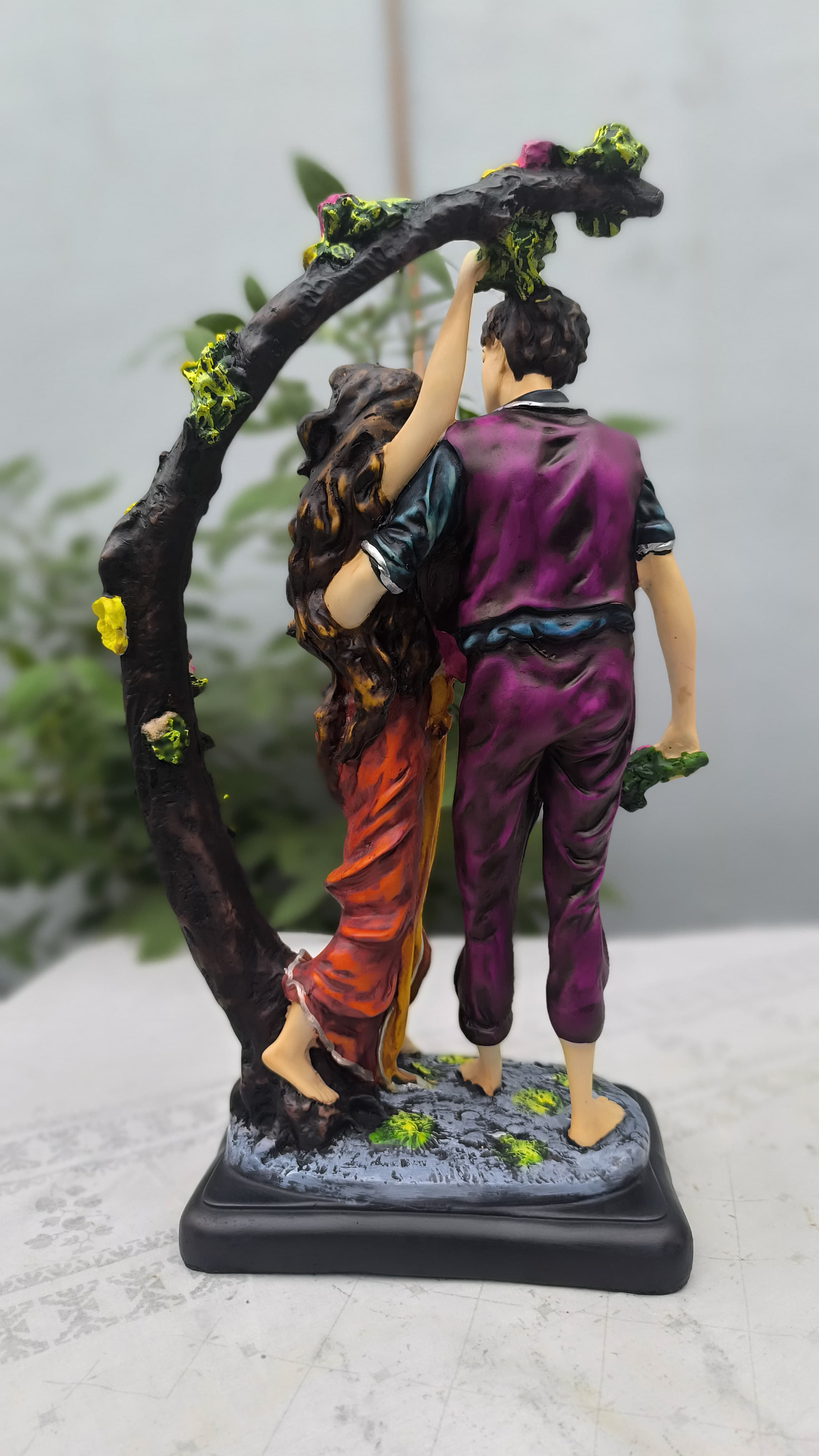 19 Inch Couple Under Tree Statue | Decorative Resin Love Figurine for Home Decors & Gifting |